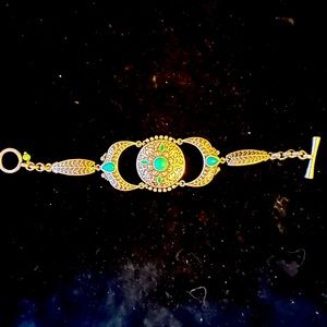 Lucky Brand 7” Silvertone Faux Turquoise Bracelet.